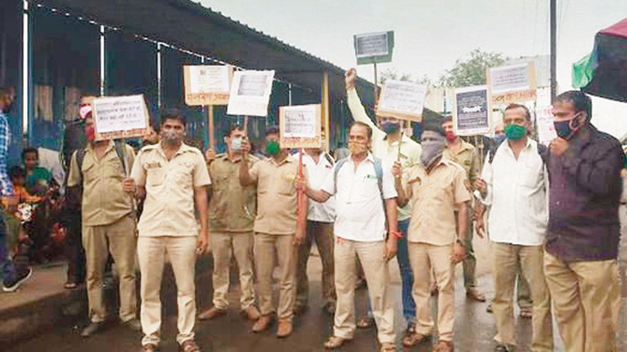 Mumbai: 27 MSRTC men died by suicide in past 18 months