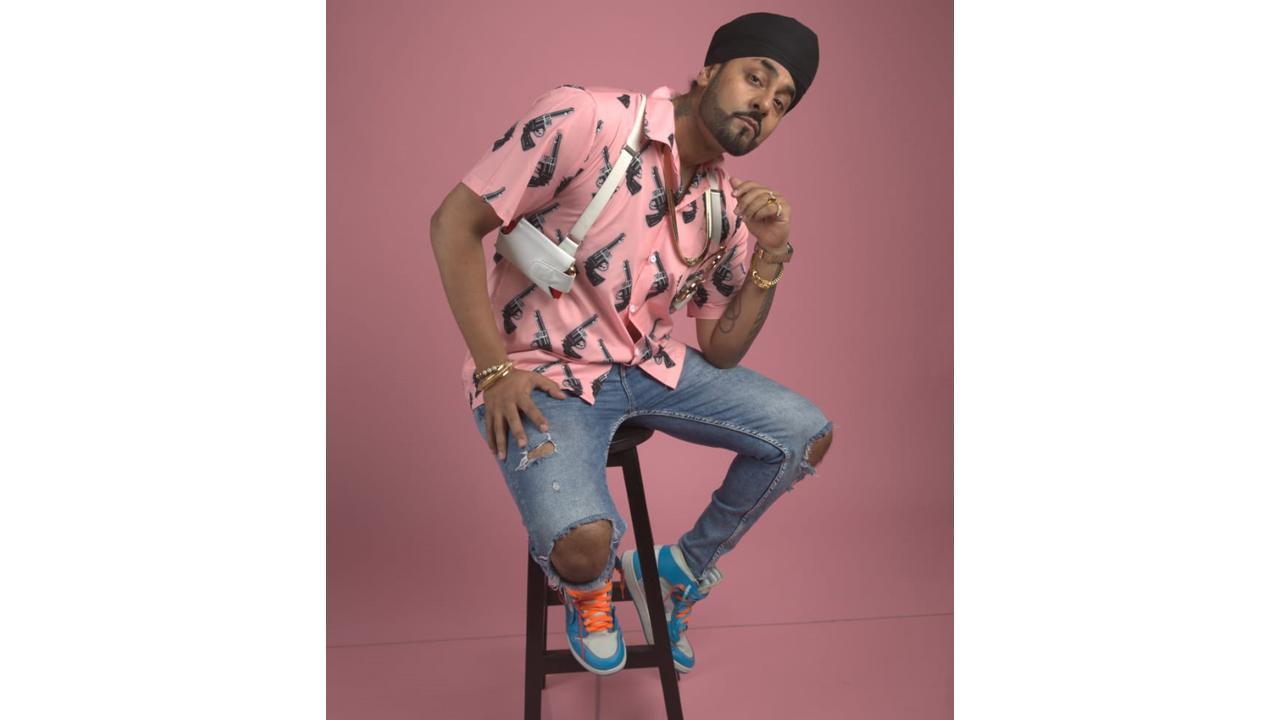 Bollywood Composer ‘Manj Musik’ releases his hottest single ‘Kangna’