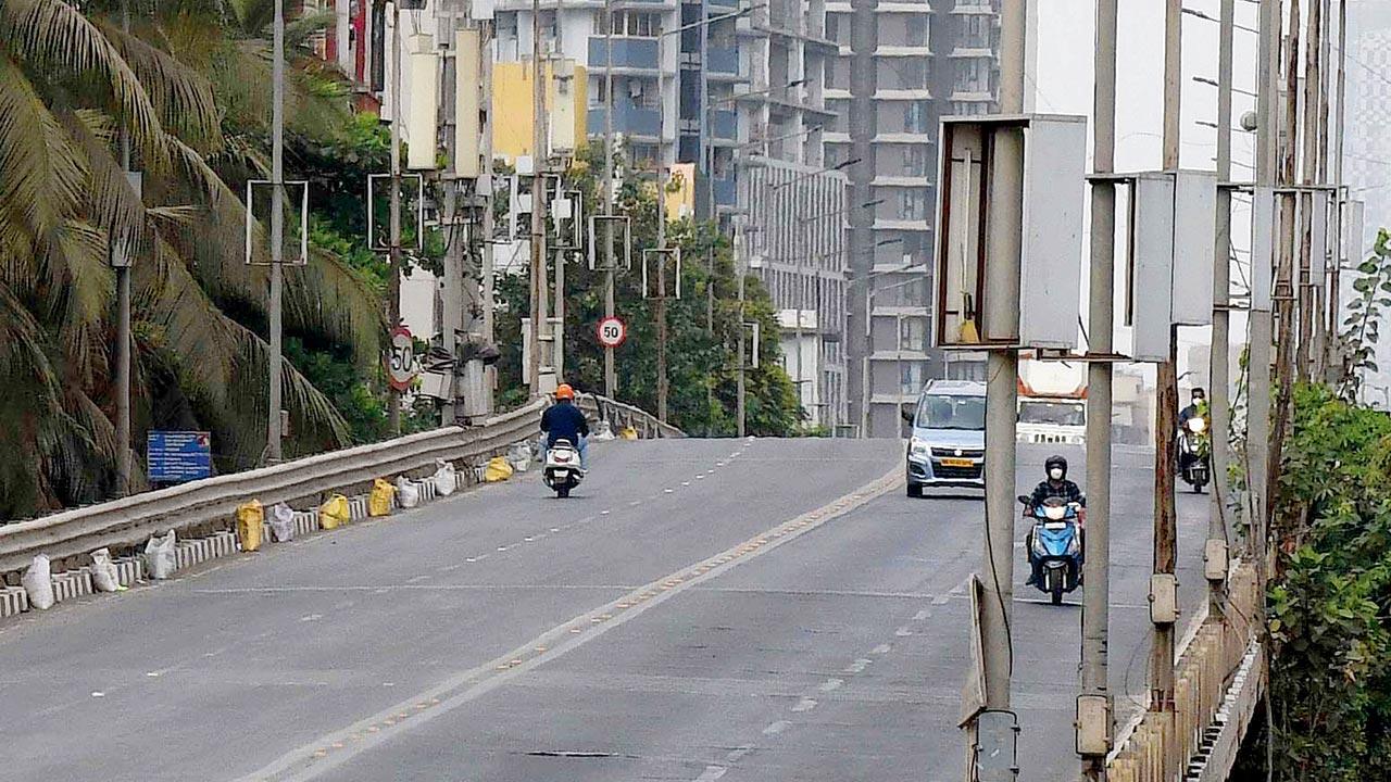 The Tulsipipe Road end of the flyover. File pic/Ashish Raje
