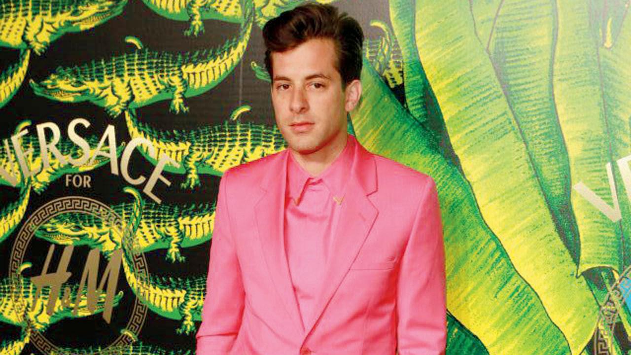 Mark Ronson’s all-pink suit. Pic/Facebook