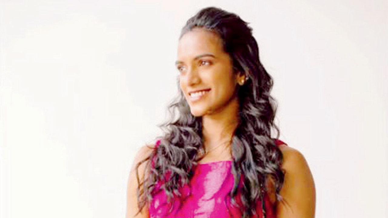 Watch video: PV Sindhu looks pretty in pink