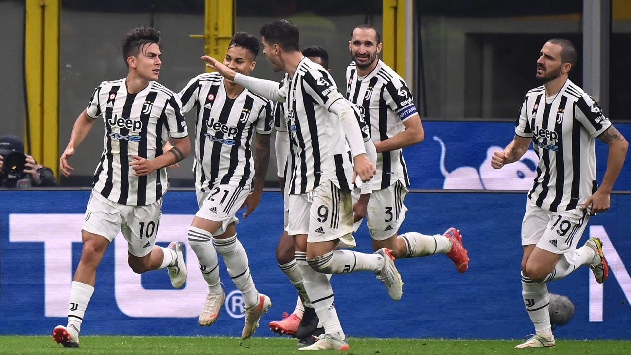 Paulo Dybala scores late to rescue Juve v Inter