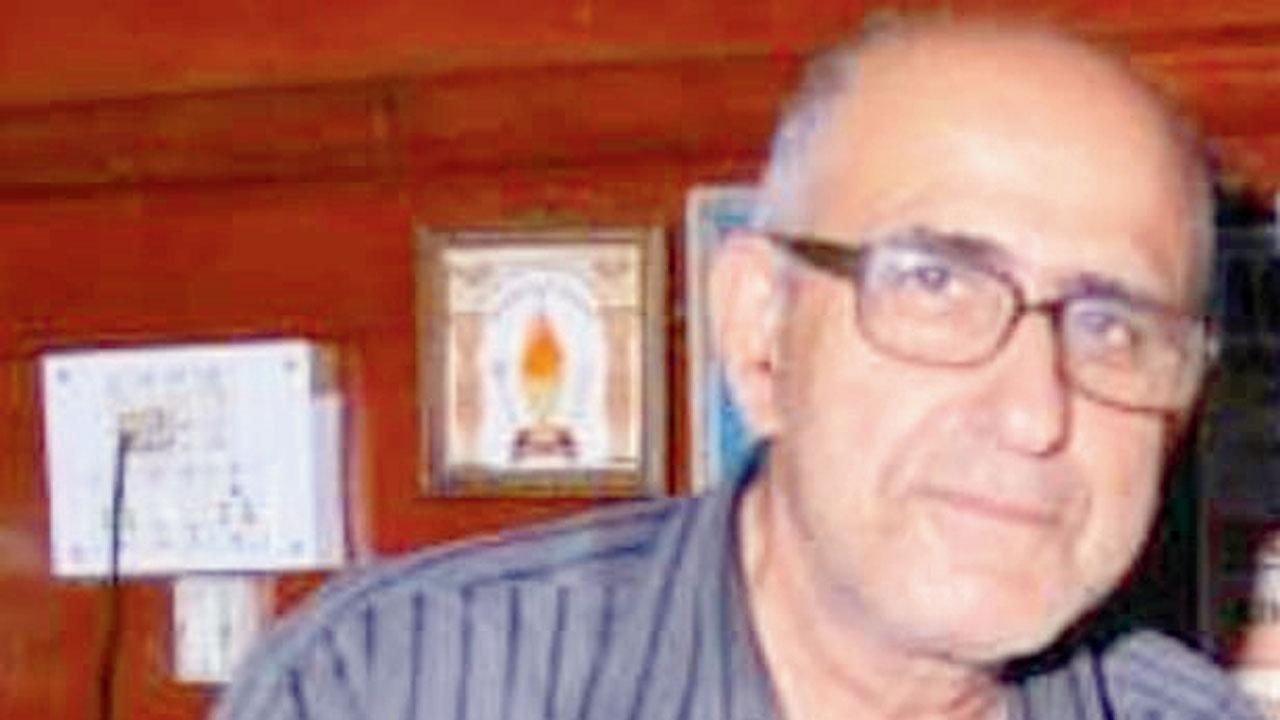 Patrons remember Pervez Kayani, owner of Pune’s Kayani Bakery for his composed, ever-smiling demeanour. Pic Courtesy/Facebook