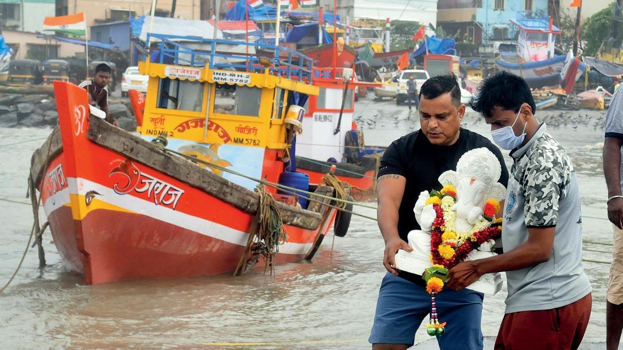 Mumbai: 2022 to see idols free of plaster of Paris