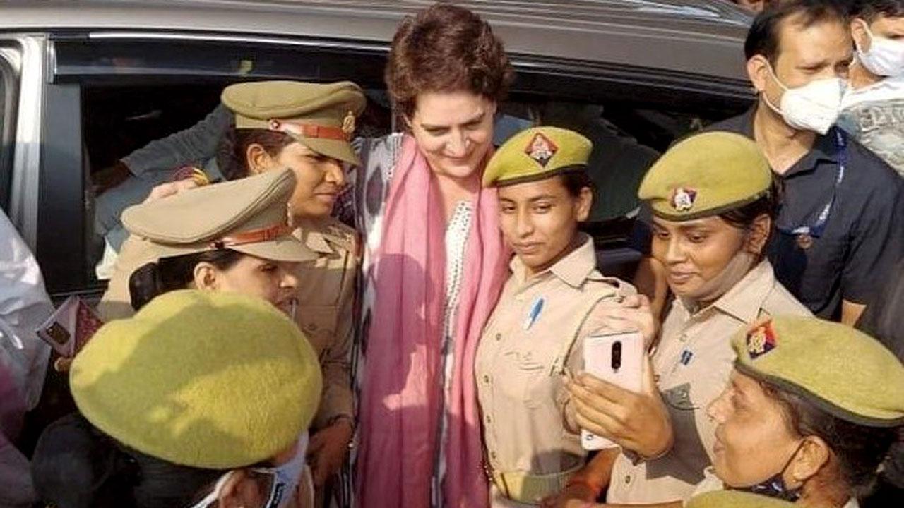 'Cops who clicked selfies with Priyanka will face action'