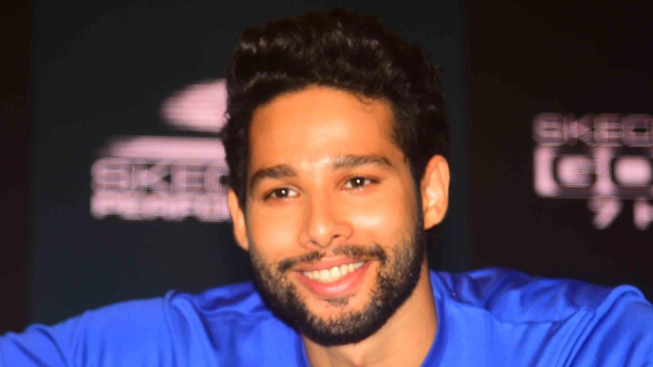 Siddhant Chaturvedi wraps up Portugal shoot schedule of Yudhra: Watch Video