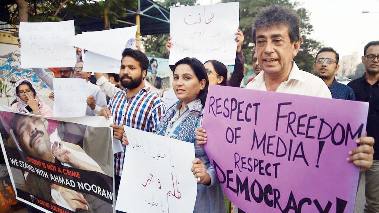 No justice for journalists in Somalia, Pakistan