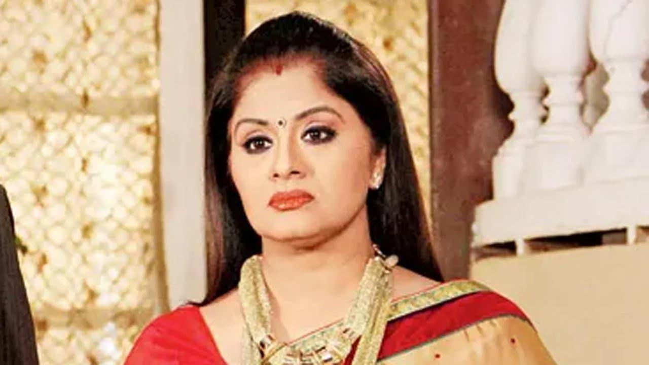 Sudhaa Chandran asked to remove 'artificial limb’ at airport; requests PM Modi's help on social media