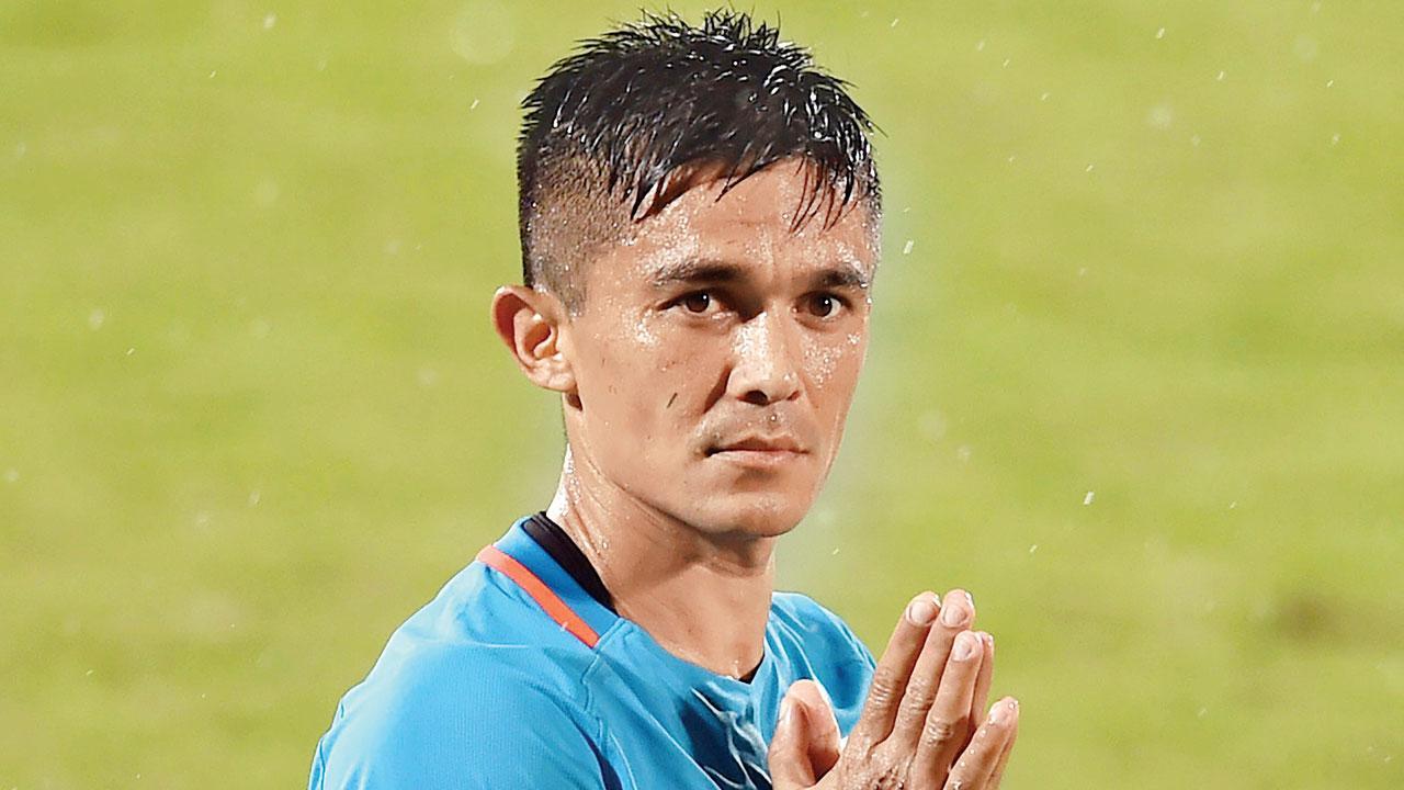10-man Bangladesh hold India 1-1 after Sunil Chhetri’s goal