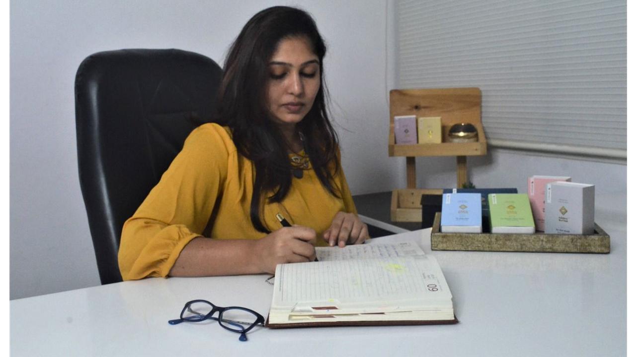 Swati Vakharia: Keeping The Ancient and Effective Culture of Ayurveda Alive With Nabhi Sutra
