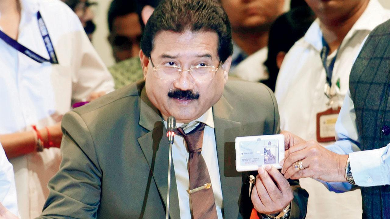 Yashwant Jadhav, Shiv Sena corporator
