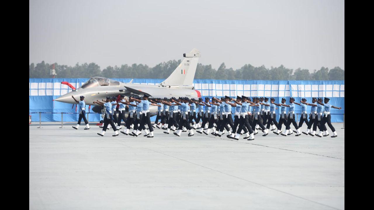 President Ram Nath Kovind on the occasion of 89th Air Force Day, said that the nation is proud of the Indian Air Force (IAF) which has proved its competency and capability time and again during peace and war. Pic/Pallav Paliwal