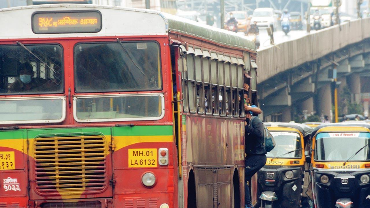 Mumbai: Newly-launched AC BEST service in trouble, passengers claim fares 'exorbitant'