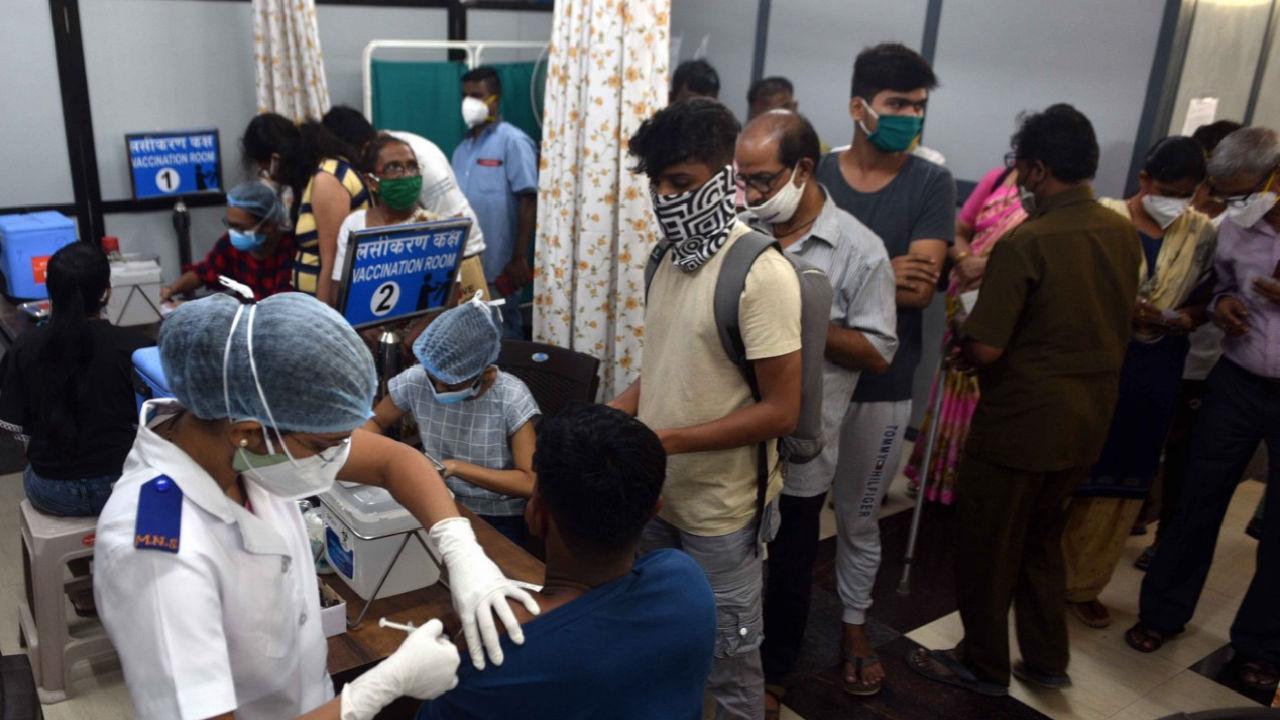 Mumbai: No vaccination at centres run by BMC, state govt tomorrow