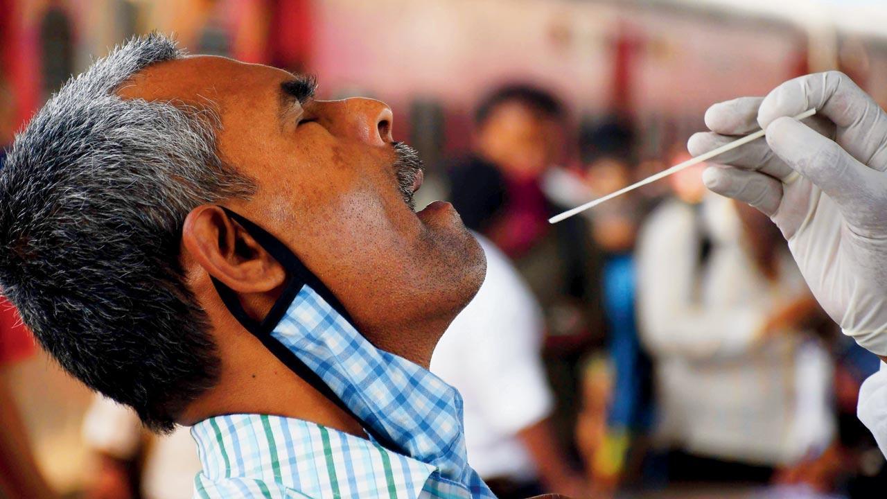 Mumbai: No. of Covid-19 deaths in city jumps from 0 to 4 in 24 hours