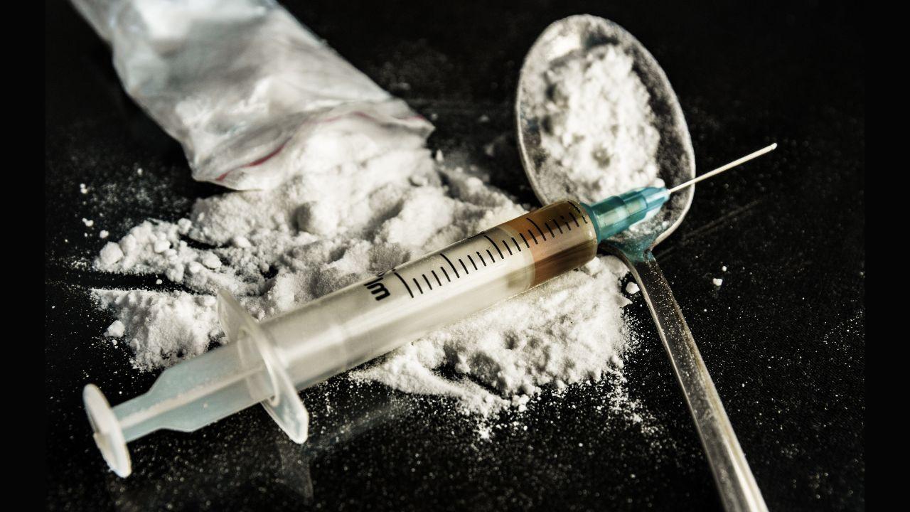 Mumbai DRI seizes heroin worth Rs 125 crore hidden in cooking oil cargo