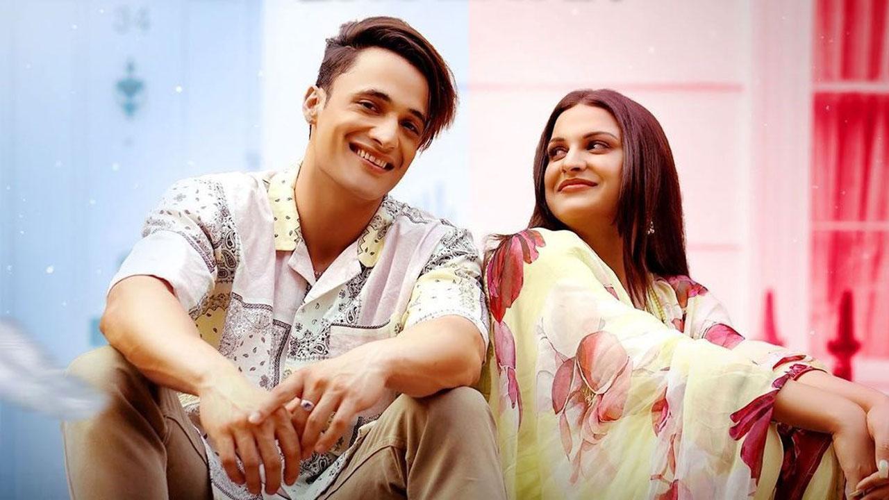 1280px x 720px - Exclusive: 'Asim Riaz is hyperactive, it was amazing shooting Gallan  Bholiyan with him,' says Himanshi Khurana