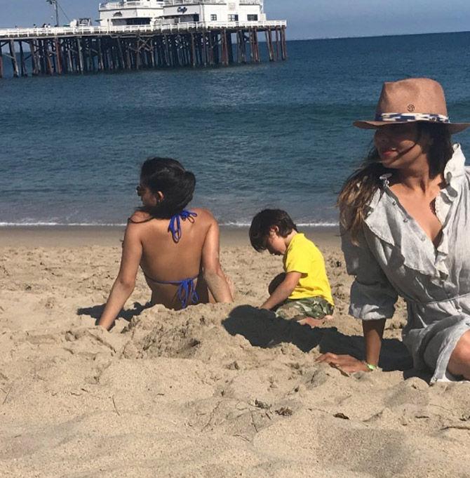 Gauri Khan enjoys time off on the beach with Suhana Khan and AbRam.