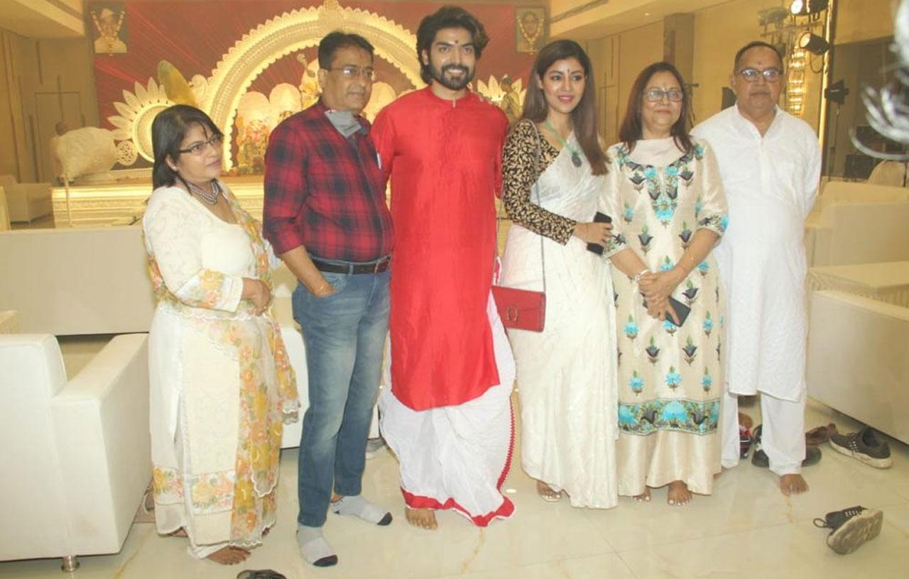 Gurmeet Choudhary, Debina Bonnerjee had the company of their family and they all came together for the perfect picture. On the work front, Debina is currently seen in the TV show 'Aladdin - Naam Toh Suna Hoga' as the lead antagonist. Gurmeet, on the other hand, was seen in the 2021 ZEE5 originals film, 'The Wife'.