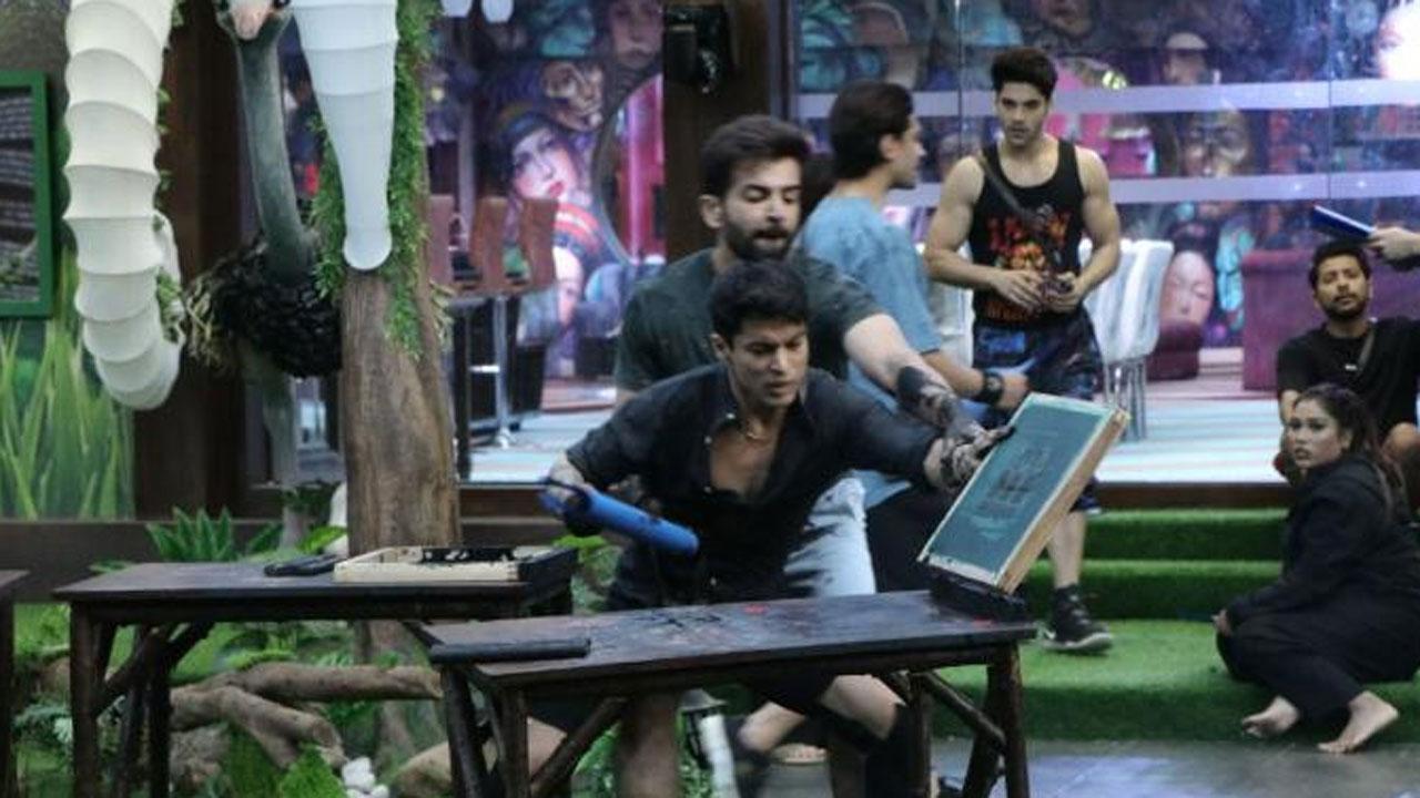 Bigg Boss 15: Netizens criticise Jay Bhanushali for not giving away prize money in the task