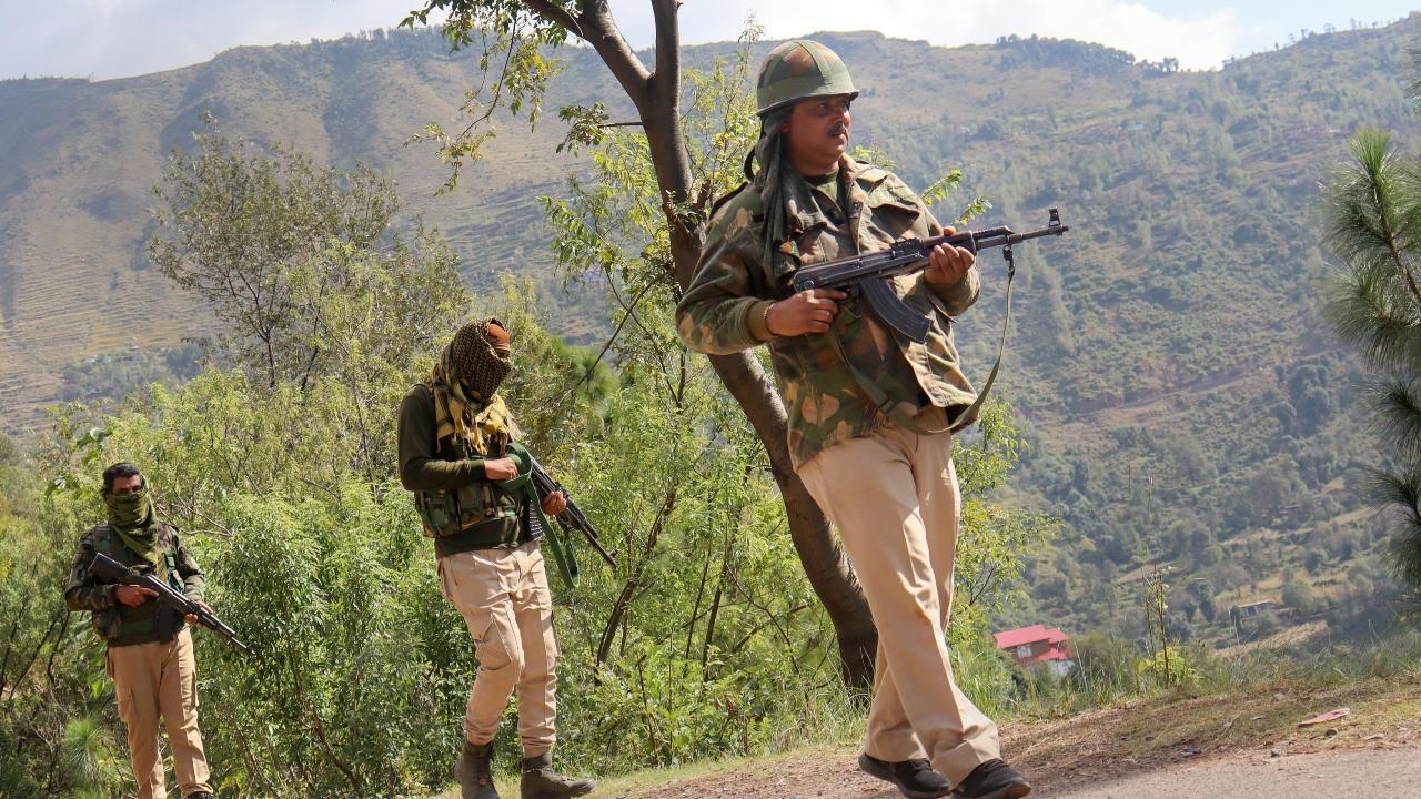 5 civilians injured in mysterious explosion in Jammu and Kashmir's Bandipora