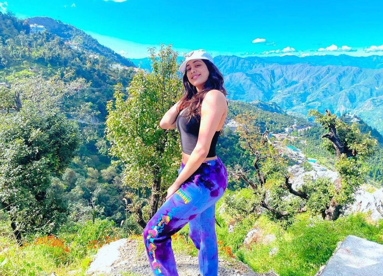 When it comes to Indian spots, Mussoorie seems to be Janhvi Kapoor's go to place. Earlier this year, Kapoor traveled there with her gang of friends, enjoying everything from treks to yoga sessions. She recently shared another post with fans where she captioned it- 