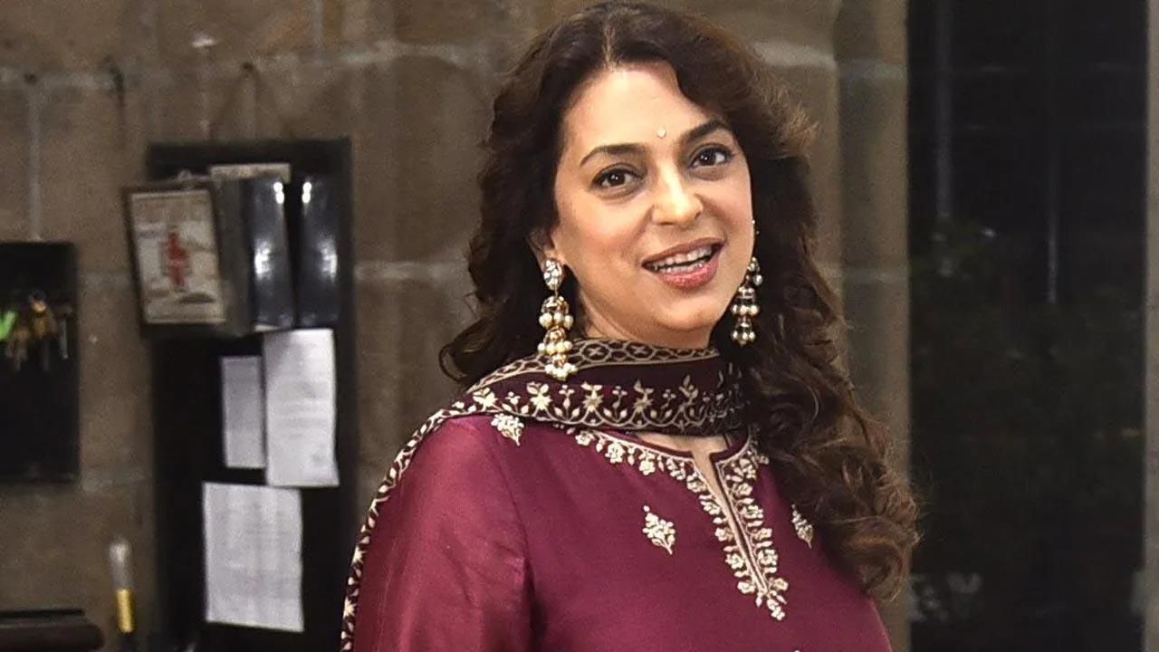 1280px x 720px - Juhi Chawla recalls she was shooed away by taxi drivers on requesting to  put Qayamat Se