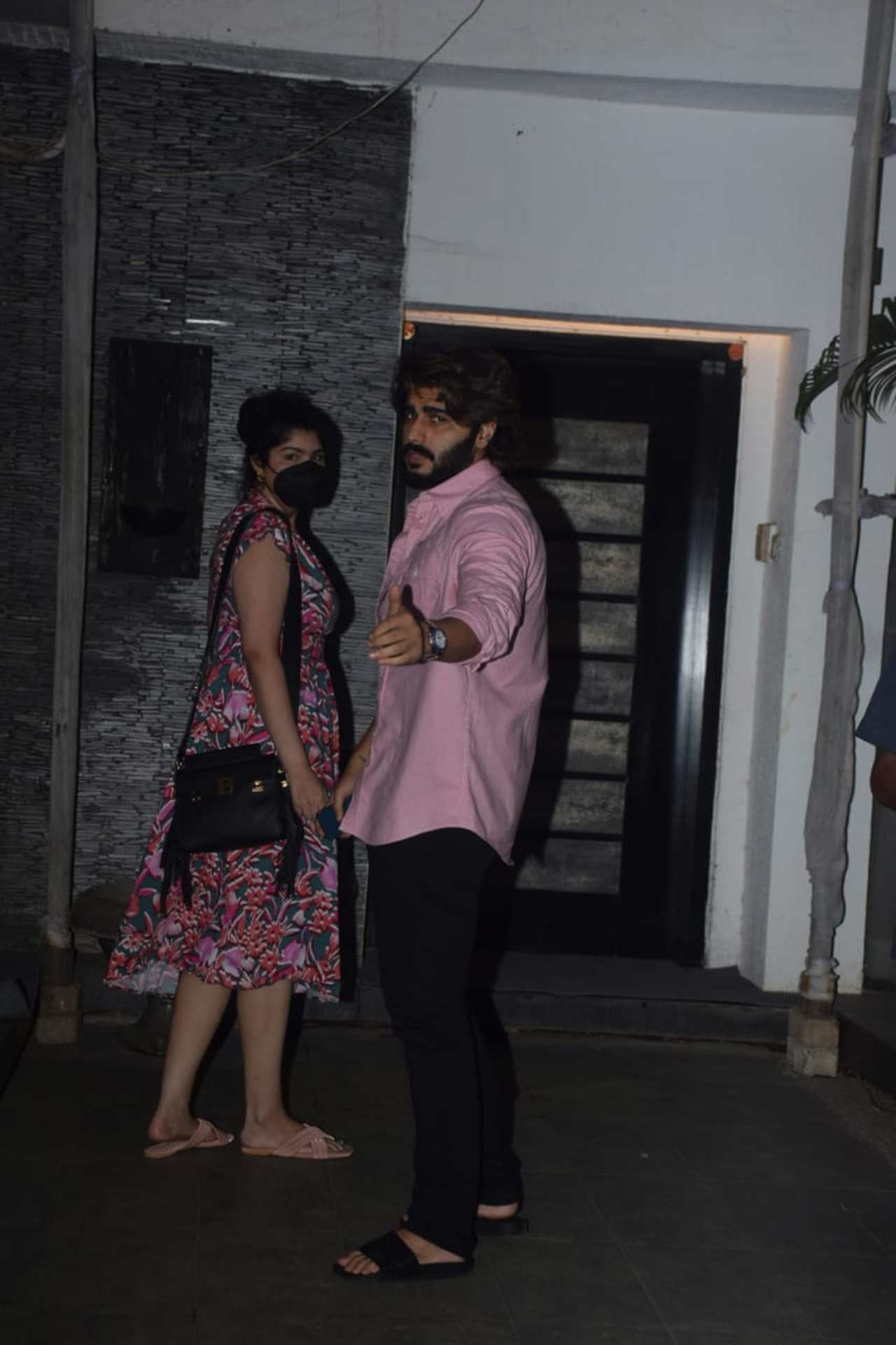 Anshula Kapoor and brother Arjun Kapoor were twinning in pink outfits. While Arjun opted for a plain shirt, Anshula's floral dress was truly a winning choice for summer fashion.