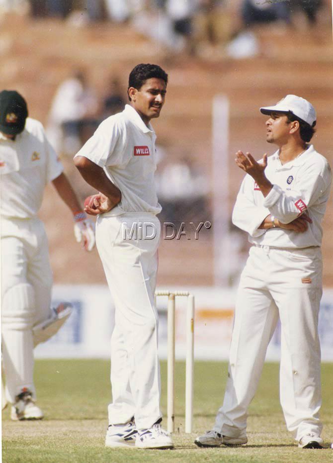 Anil Kumble is famously known for his 'flipper' delivery. In pic - With Sachin Tendulkar