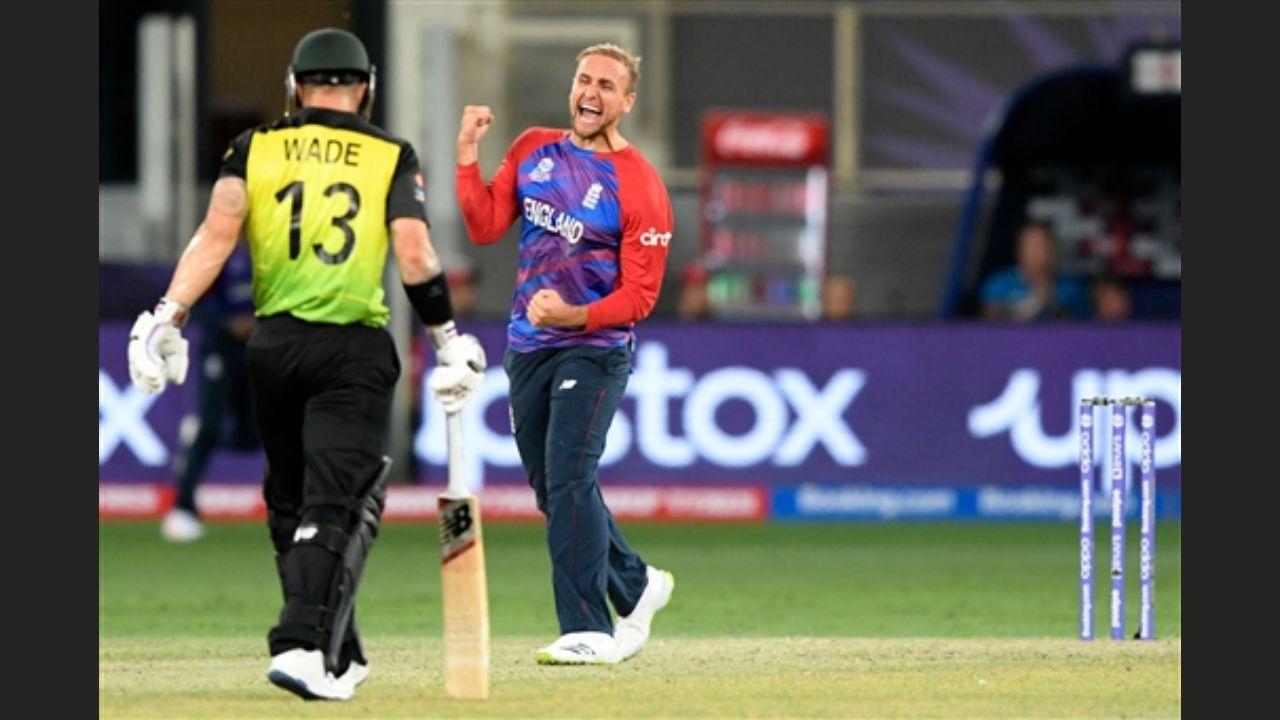 T20 World Cup: England bundle out Australia for 125