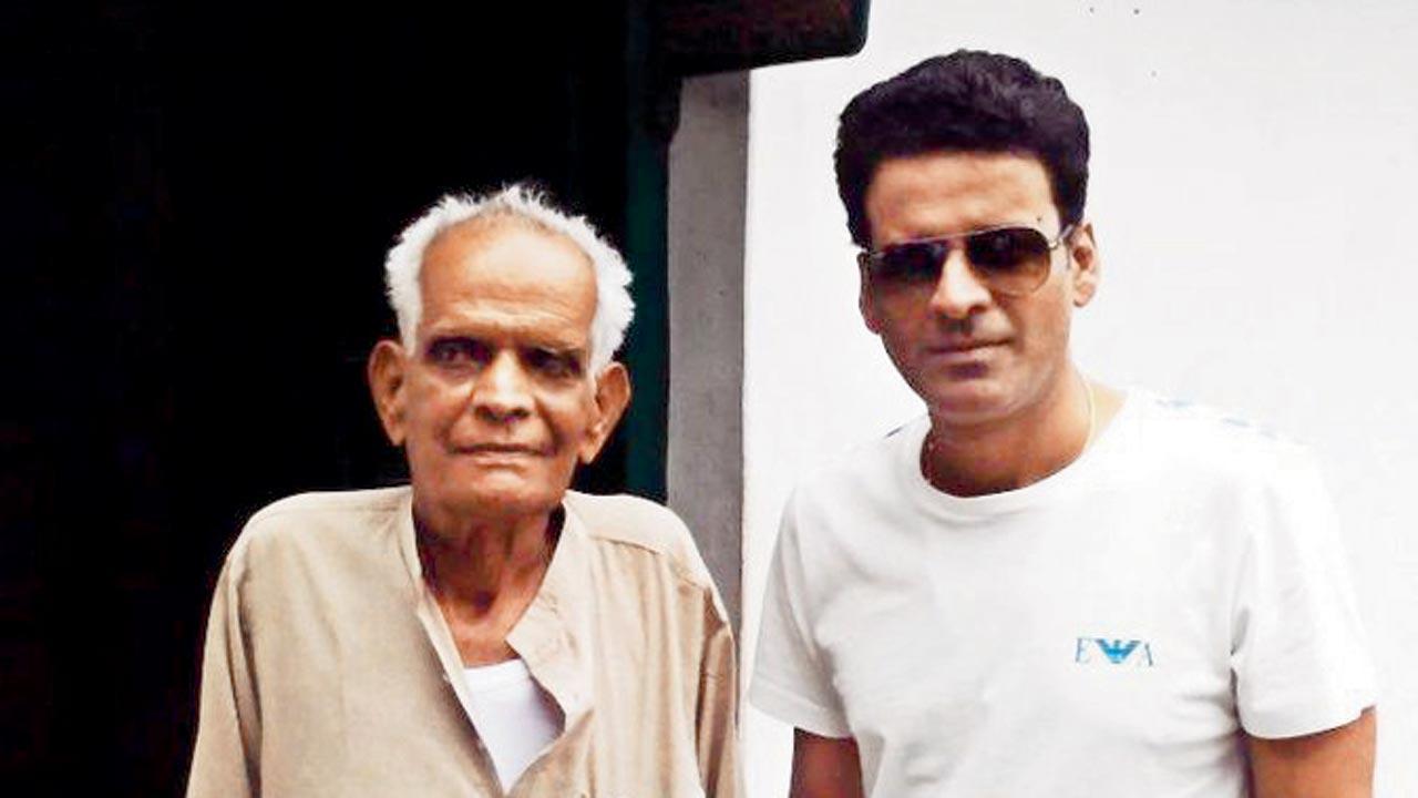 Manoj Bajpayee with father