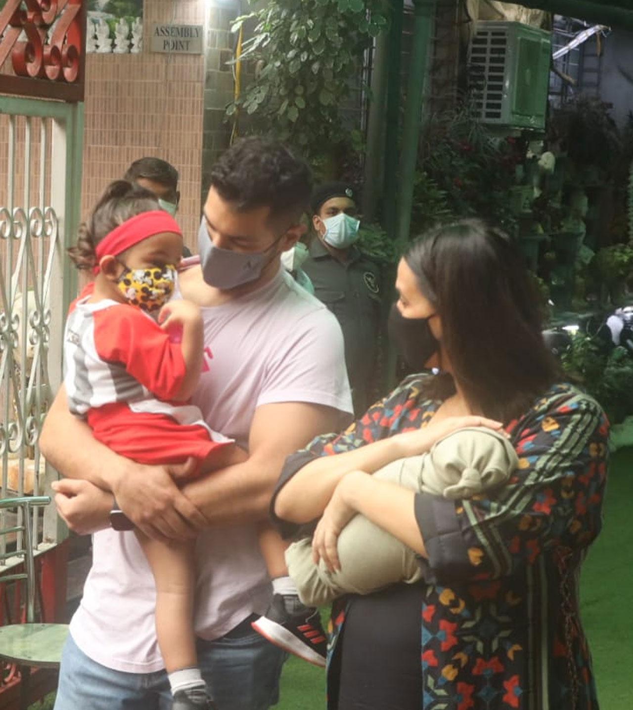 At a surprise baby shower hosted by Soha Ali Khan at her house, Neha Dhupia was elated and wrote a long note along with pictures that had friends, food, and a delicious cake to welcome Baby no. 2. She wrote, “I had no idea today’s day would pan out like this … the sweetest “surprise” baby shower.