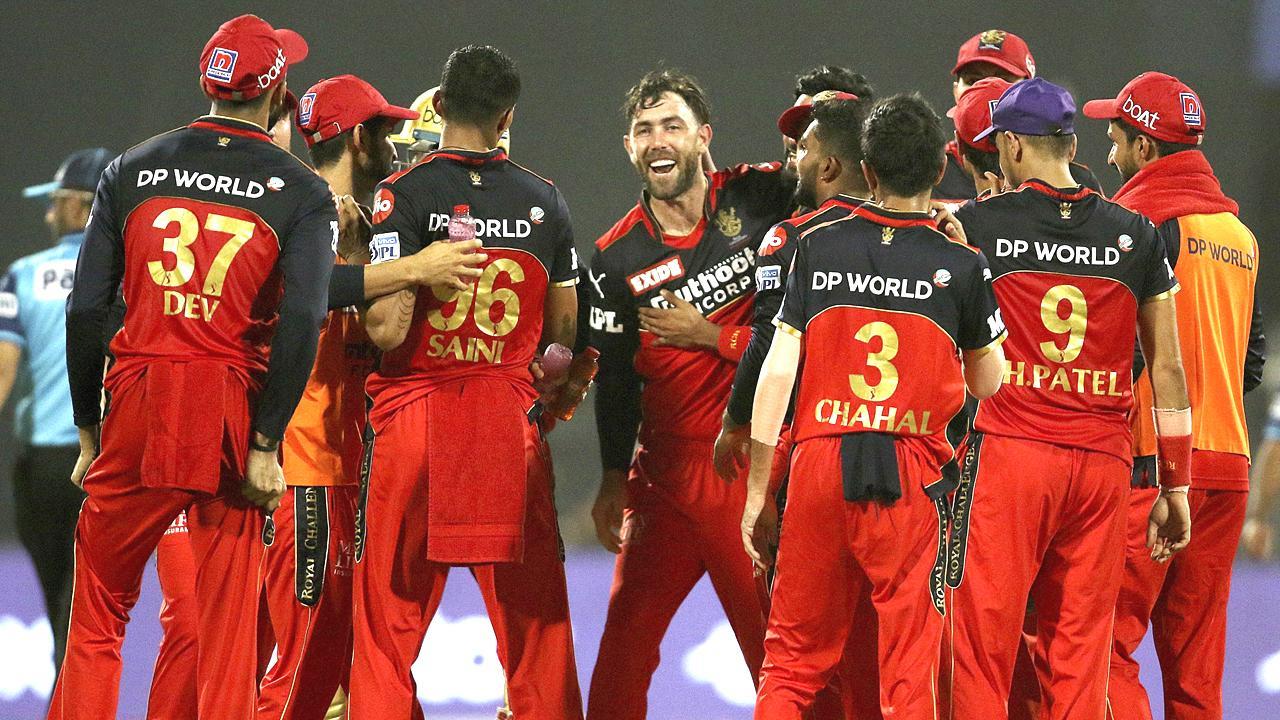 IPL 2021: 'RCB's young players have lot of respect for Virat Kohli and  admire him,' says