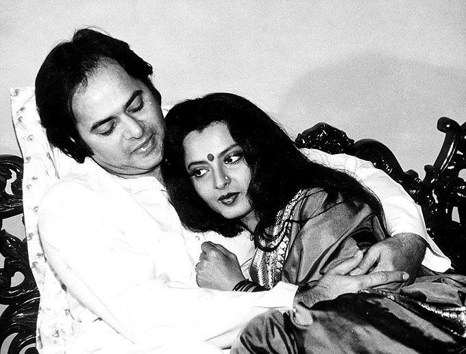 Rekha's parents were not married. Ganesan and Pushpavalli remained friends till the end. After attaining stardom Rekha revealed that her father's absence always rankled her and hence she never reconciled with him. In picture: Rekha with Farooque Sheikh.