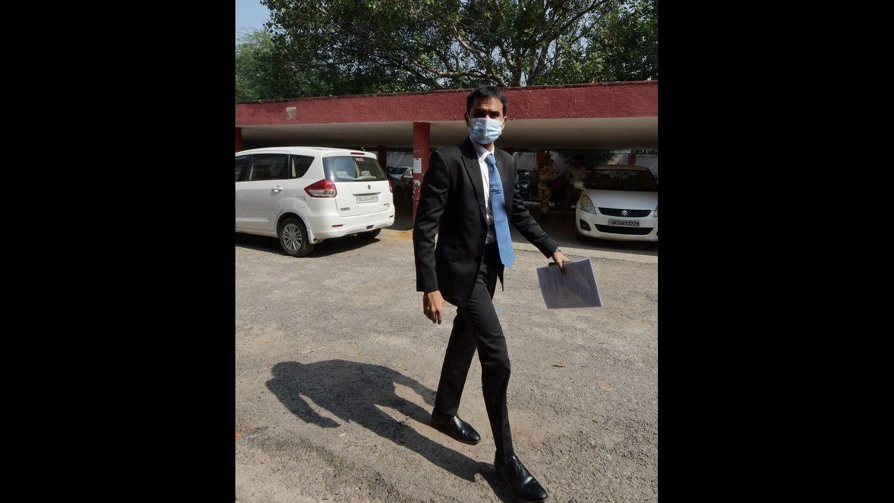 Sameer Wankhede reaches NCB office in Delhi