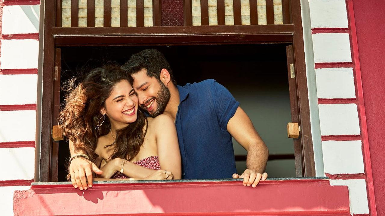 Siddhant Chaturvedi overcomes fear of water for Bunty Aur Babli 2's song Luv Ju