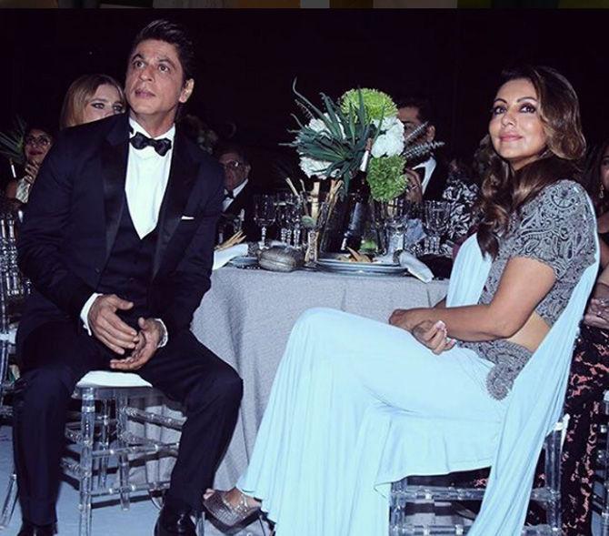 In one of the interviews with mid-day, Gauri Khan spoke of the discussions she has with her husband. Praising SRK for his unconditional support, Gauri said, 