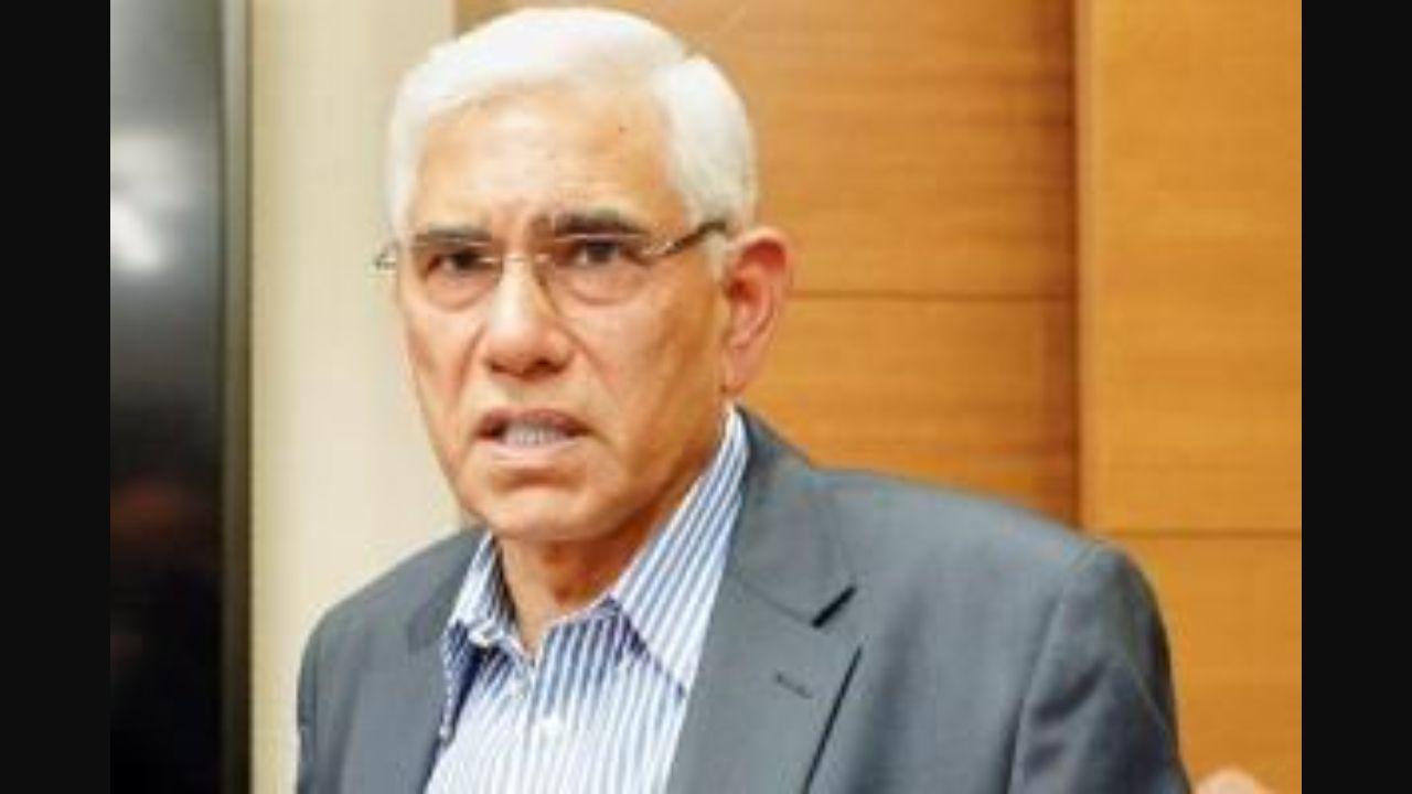 Ex-CAG Vinod Rai tenders apology to Cong leader Sanjay Nirupam over remarks against him