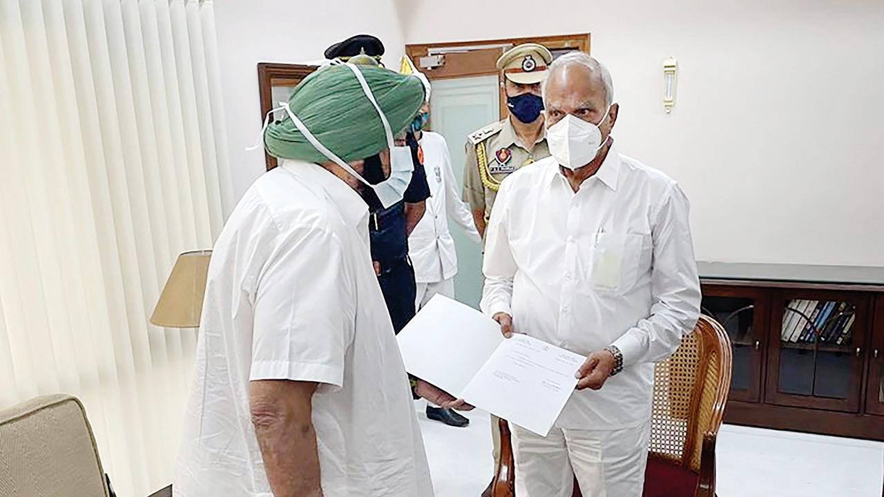 Capt. Amarinder Singh resigns as Punjab CM