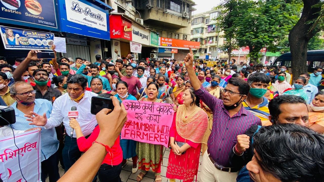 The government and farmer unions have held 11 rounds of talks so far, the last being on January 22, to break the deadlock and end the farmers' protest. Pic/Shadab Khan
 