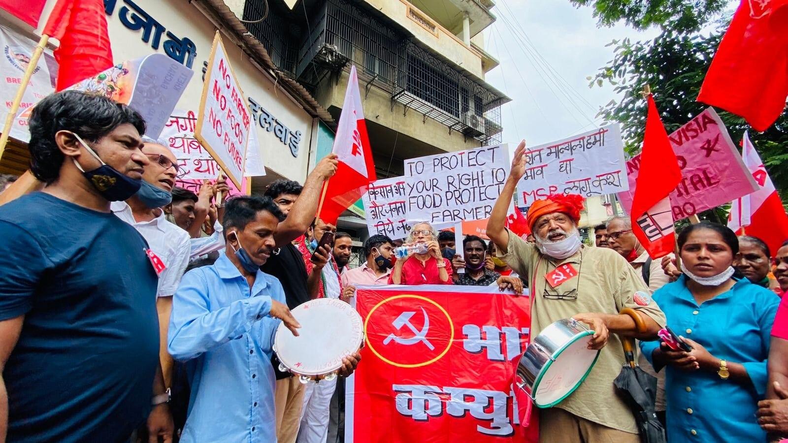 Talks have not resumed following widespread violence during a tractor rally by protesting farmers in Delhi on January 26. Pic/Shadab Khan
 