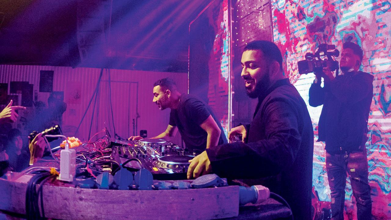 Live and streamed: Should gigs turn hybrid in the future? 
