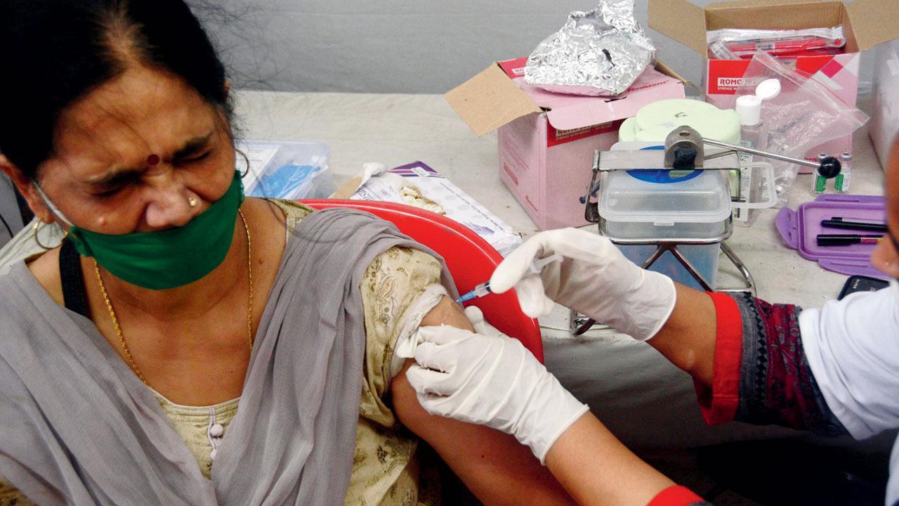 Mumbai’s Covid-19 cases fall below 400 again, fatalities see a rise