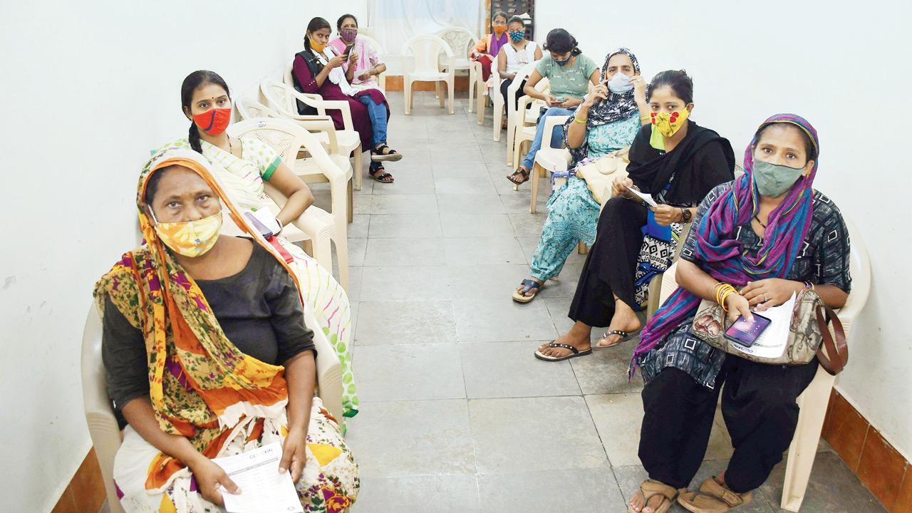 Mumbai: BMC’s only-women Covid-19 vaccination drive is a hit in the city