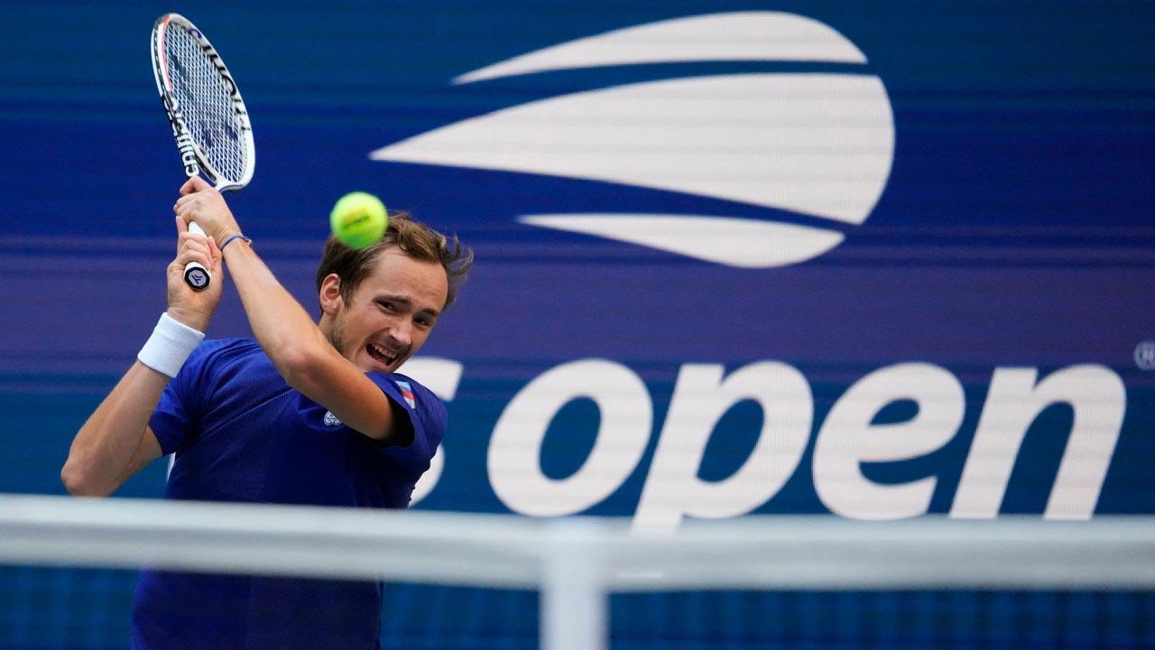 US Open Daniil Medvedev overcomes Felix Auger-Aliassime, books final berth