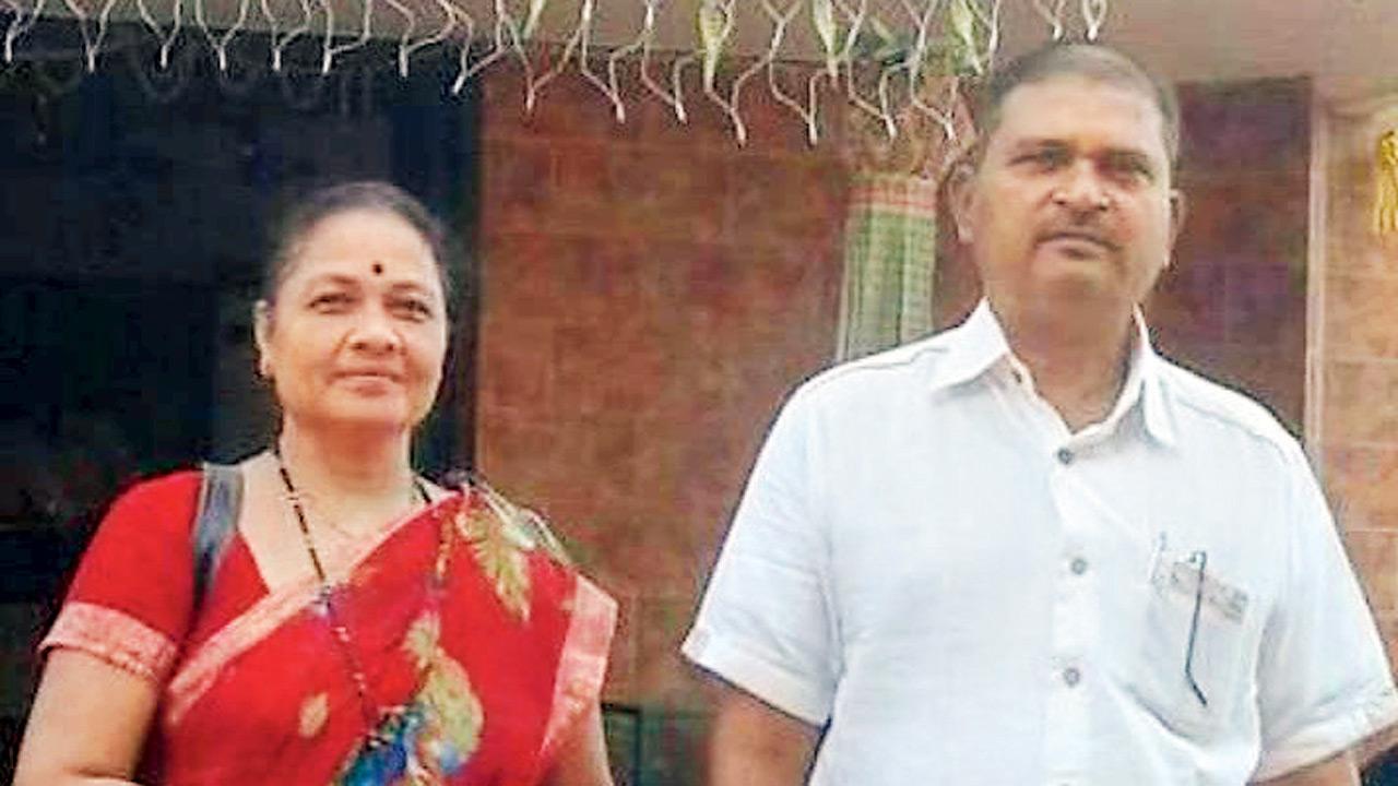 Thane resident Dipak Thakur with his wife Pratibha