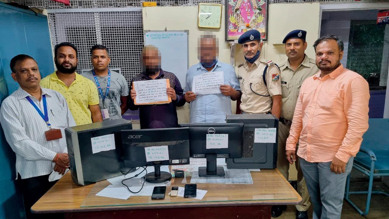 Black marketing of e-tickets busted in Mumbai