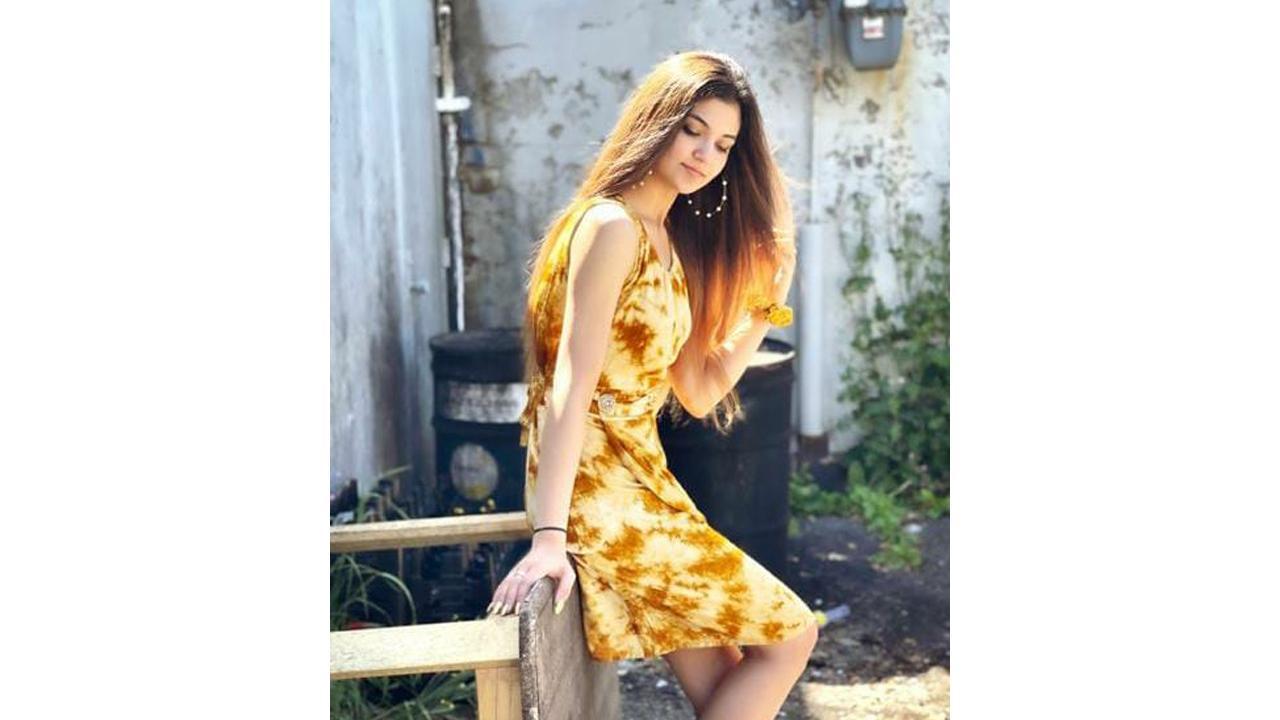 Esha Jhanji On Perks & Challenges Of Being A Social Media Influencer 