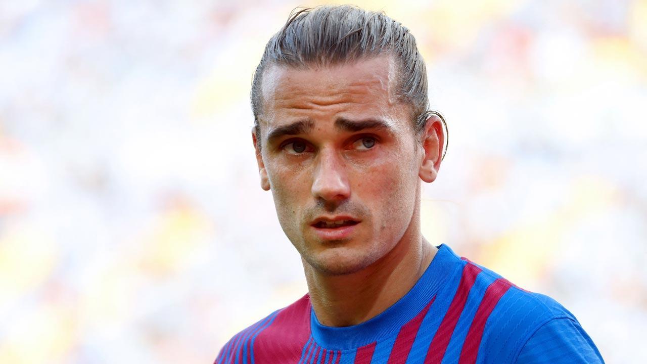 Antoine Griezmann makes shock Atletico Madrid return from Barcelona