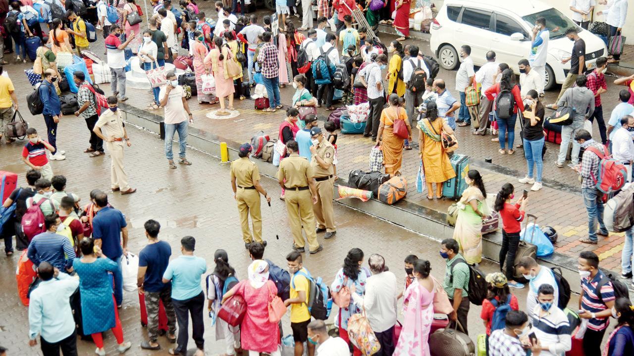 9 wards in Mumbai see sharp spike in active Covid-19 cases